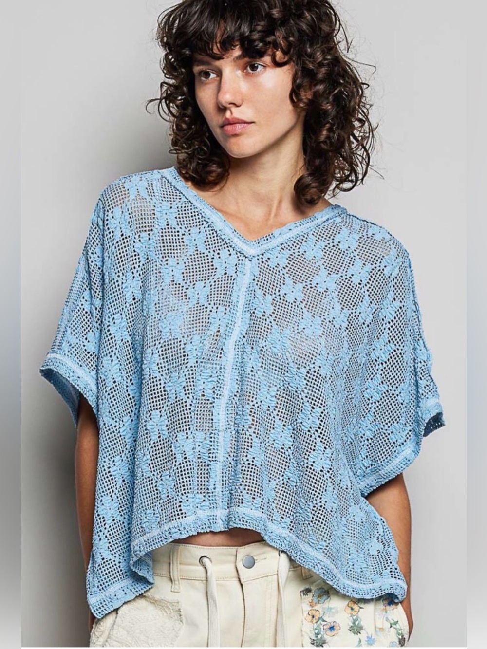 POL Blue V-neck lace top